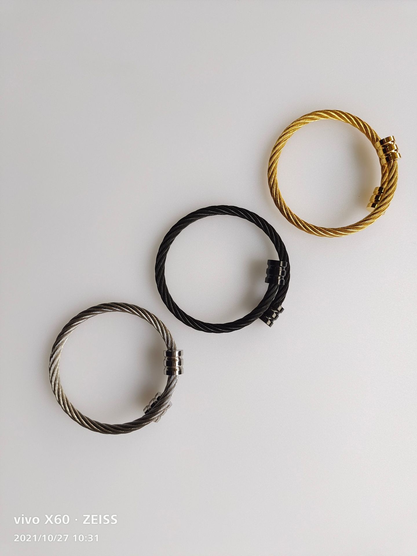 Fashion Ladies Bracelet Simple Exquisite Bracelet Birthday Gift Must Send Bracelet