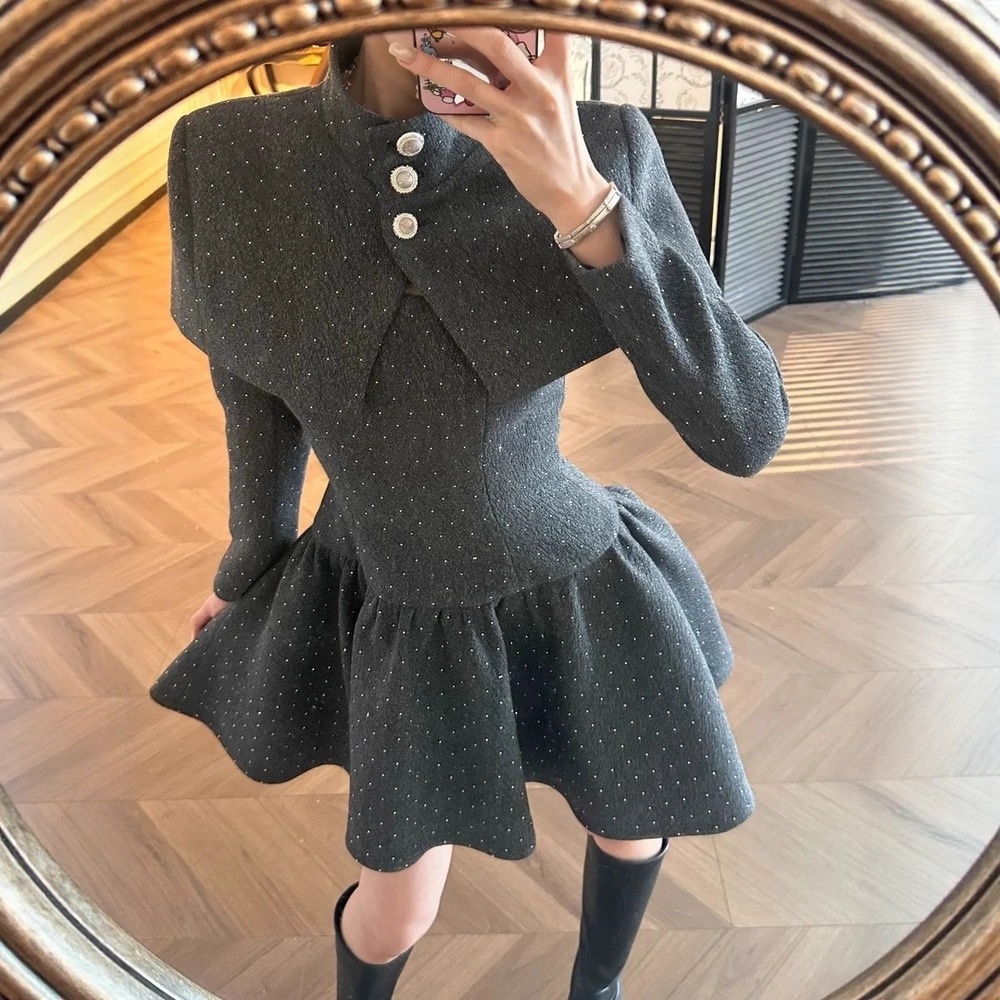 Princess-style Square Neckline Fashionable Fitted Waist Long-sleeved Dress Set