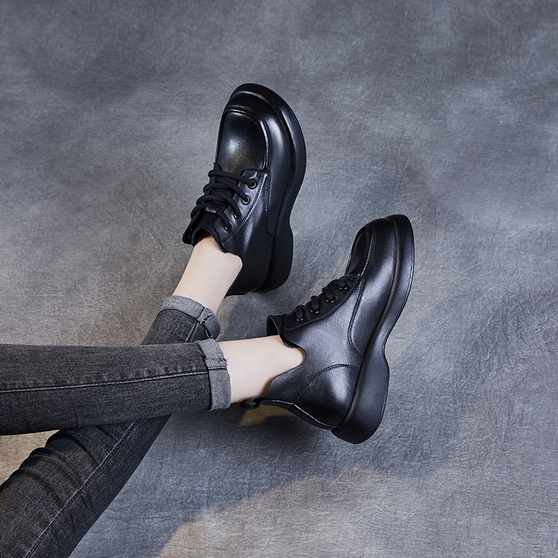 First-layer Cowhide Martin Boots For Women Autumn Low-top Retro Boots Handmade V-mouth Lace-up Short Boots - 3