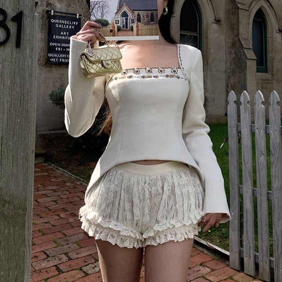 Cream-white, Heavily Handcrafted, Beaded, Fitted, Luxurious Chanel-style Wool Coat