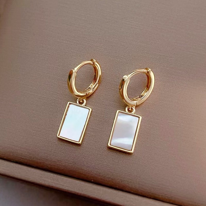 Square Fritillaria Earrings Niche Design Earrings Temperament High-end Atmosphere Stud Earringsy Women