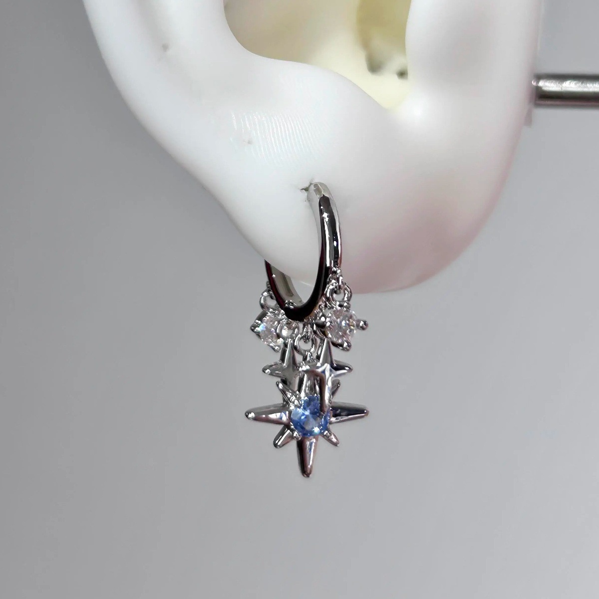 Star Mans Ear Ring Female Eight Mans Star Pendant Tassel Ear Buckle Niche Design Sense Earrings Unique Sweet Girl Earrings