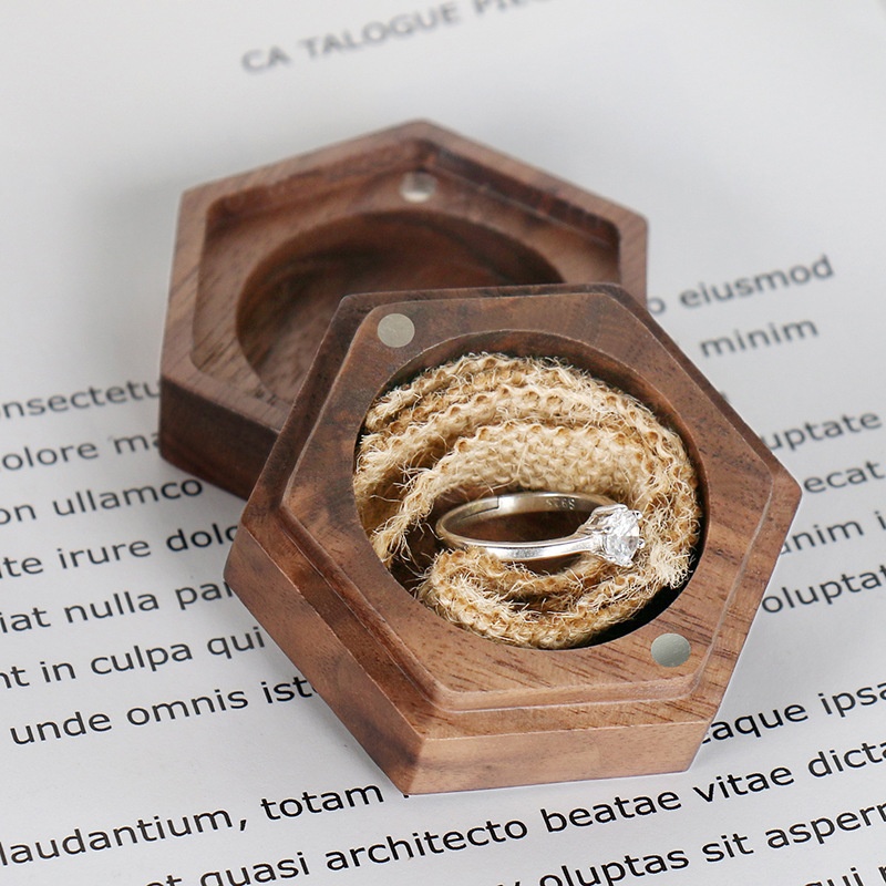 Walnut Ring Box Jewelry Ring Storage Box Retro Wooden Engagement Gift Box