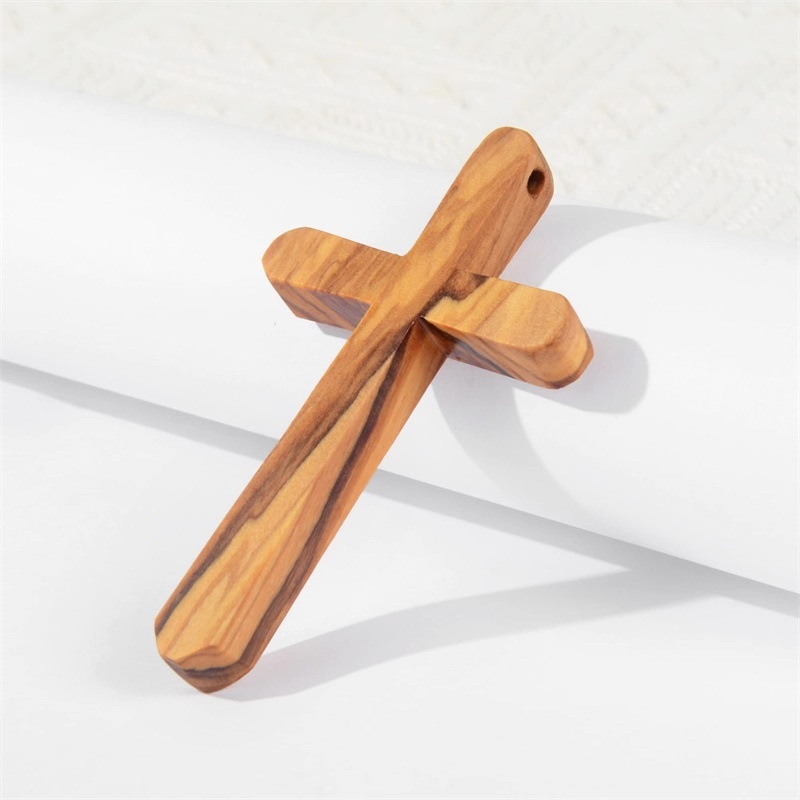 OWood DIYCross Creative Hand-held Small Cross Necklace Christmas Ornaments Pendant Visiting Gift
