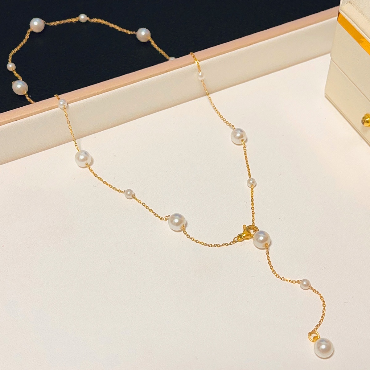 French Style Light Luxury High-end Imitation Pearl Stacked Necklace Women's Tassel Adjustable All-match Sexy Collarbone Chain Design Sense