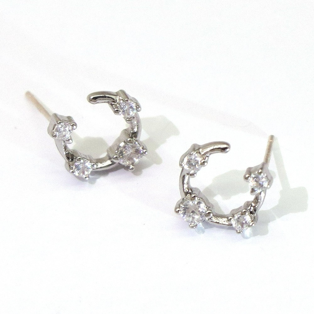 Simple European French Advanced S925 Silver Needle Earrings Temperament Niche Design Mini Earrings24 Earrings Benefits