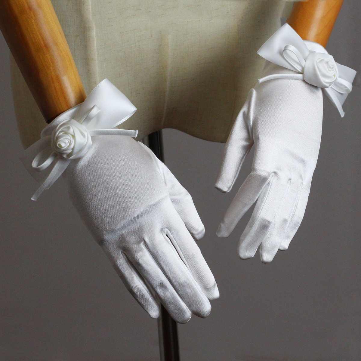 WG105 Wedding Gloves Style White Satin Bow Rose Wedding Dress Dinner Elegant Gloves