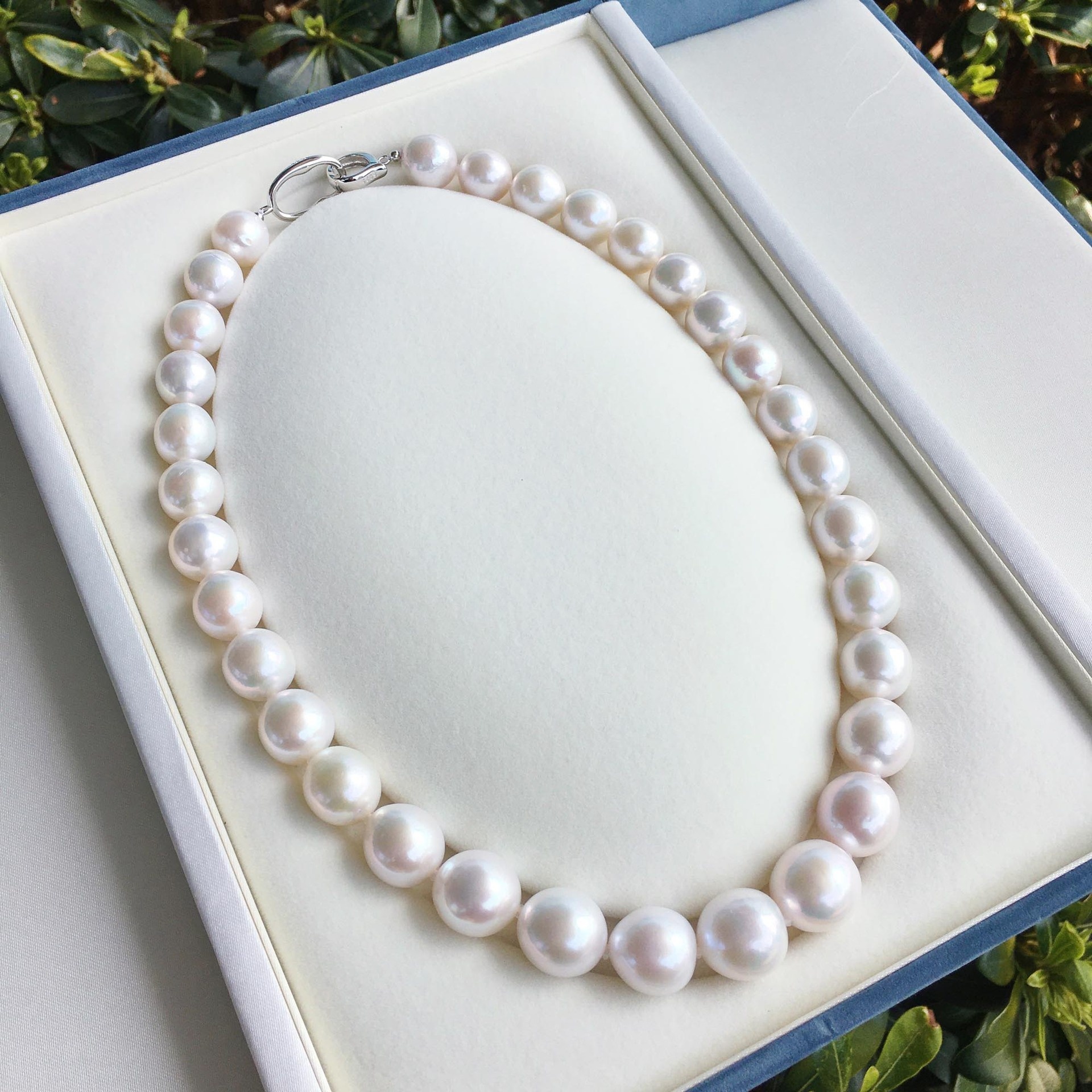 Idol11-13mm Nearly Round Natural Nuclear Large White Freshwater Pearl Necklace High-grade Clavicle Necklace