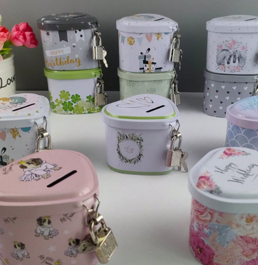 Children's Piggy Bank With Lock Coin Jar Ornaments Tinplate Coin Tube Cute Cartoon Piggy Bank Small Prize Gift