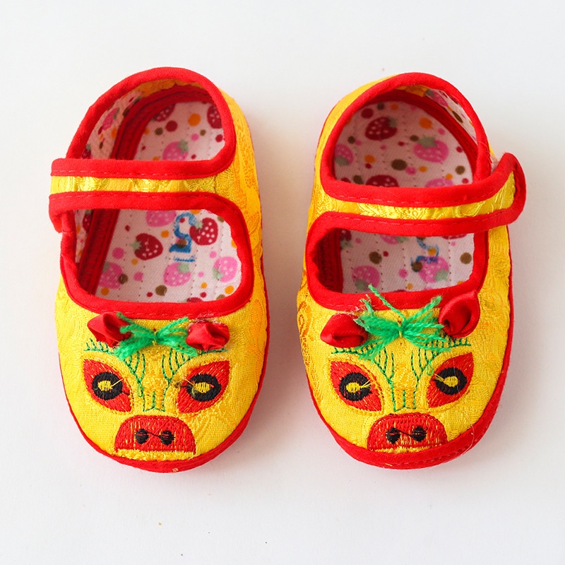 Spring And Summer Baby Pig Head Shoes Soft Bottom Cloth Shoes Baby Folk Cloth Shoes Zodiac Shoes Ethnic Style