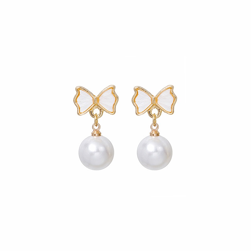 925 Silver Needle Simple Personality Earrings Pearl Shell Bow Earrings Symmetrical Design Retro Earrings