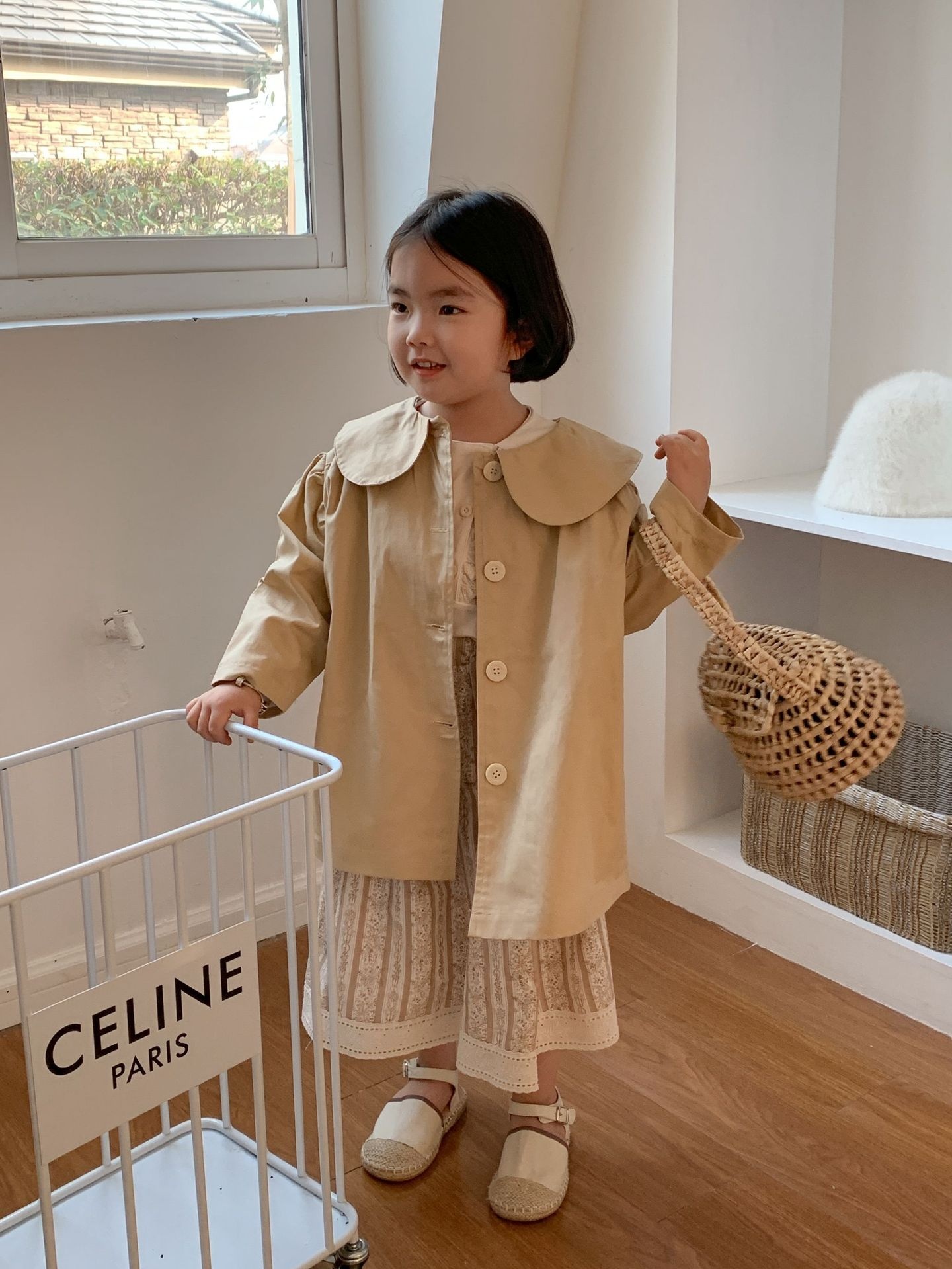 Children's Windbreaker Lai Baobao Spring Girl Korean Lapel Windbreaker Children's Mid-Length Single-Breasted Windbreaker Jacket