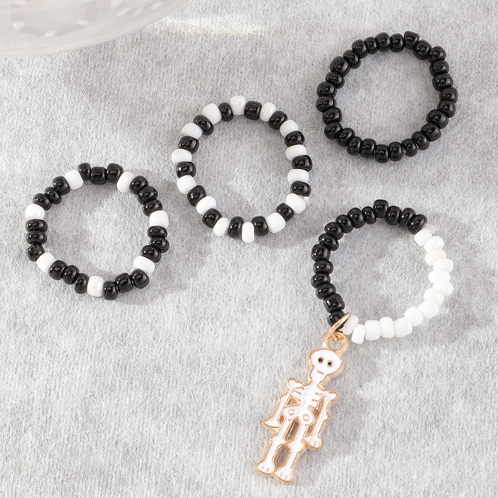 Naizhu European And American Party Small Gifts Creative Elastic Rice Bead Ring Skull Skeleton Halloween Ring