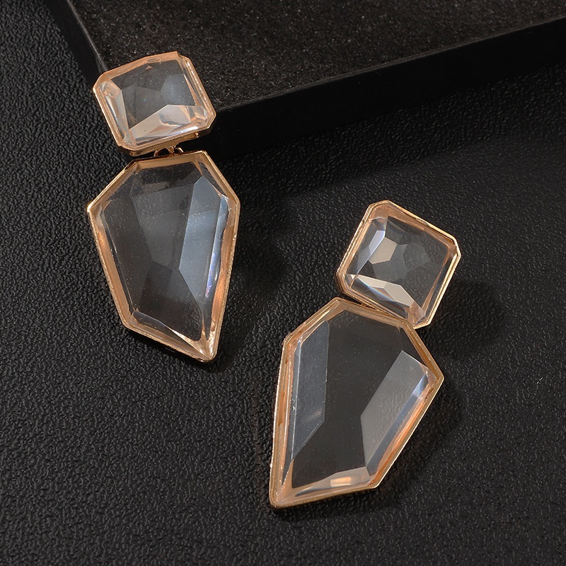 EZ2202 European And American Jewelry Style Personality Geometric Irregular Resin Earrings Fashionable Atmospheric Earrings For Women
