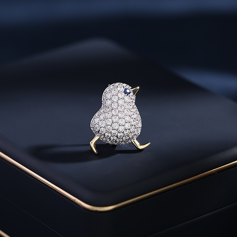 Anti-exposure Waist Pin Jacket Unisex Suit Accessories Niche Design Zircon Inlaid Chicken Collar Pin
