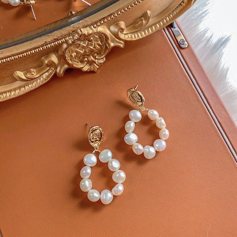 Retro Avatar Gold Coin Earrings925 Silver Needle French Light Luxury14k Gold-filled Freshwater Baroque Pearl Earrings