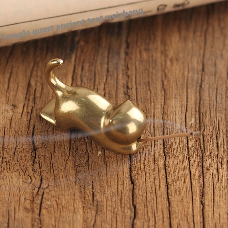Cute Kitten Brass Aromatherapy Burner Ornaments Soft And Cute Healing Tea Pet Pen Holder Home Indoor Incense Plug Sandalwood Road