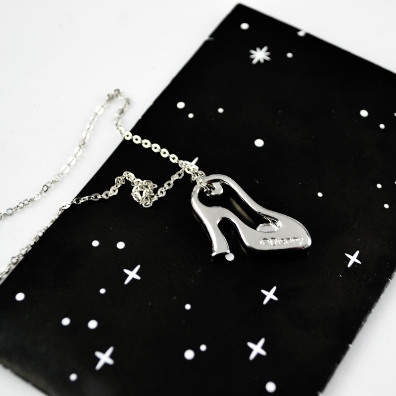 G1320 Magic Necklace Kingmagic Magic Props Children's Toys Holiday Party Table