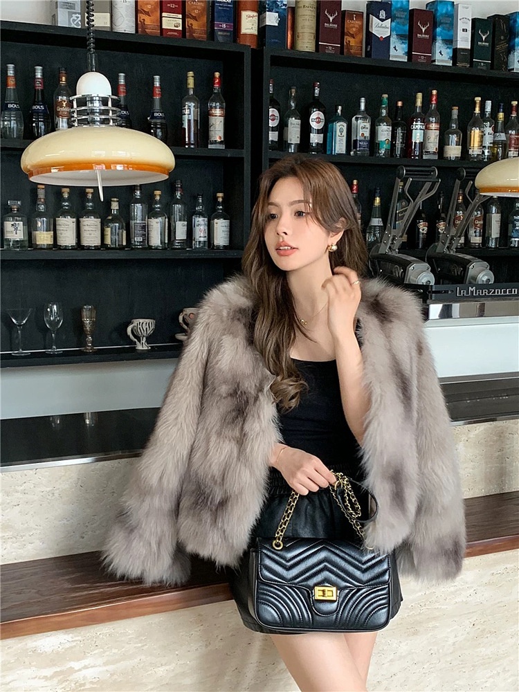 Whole Leather Anti Fox Fur Coat Women's Short Faux Fur Coat Fashion Coat