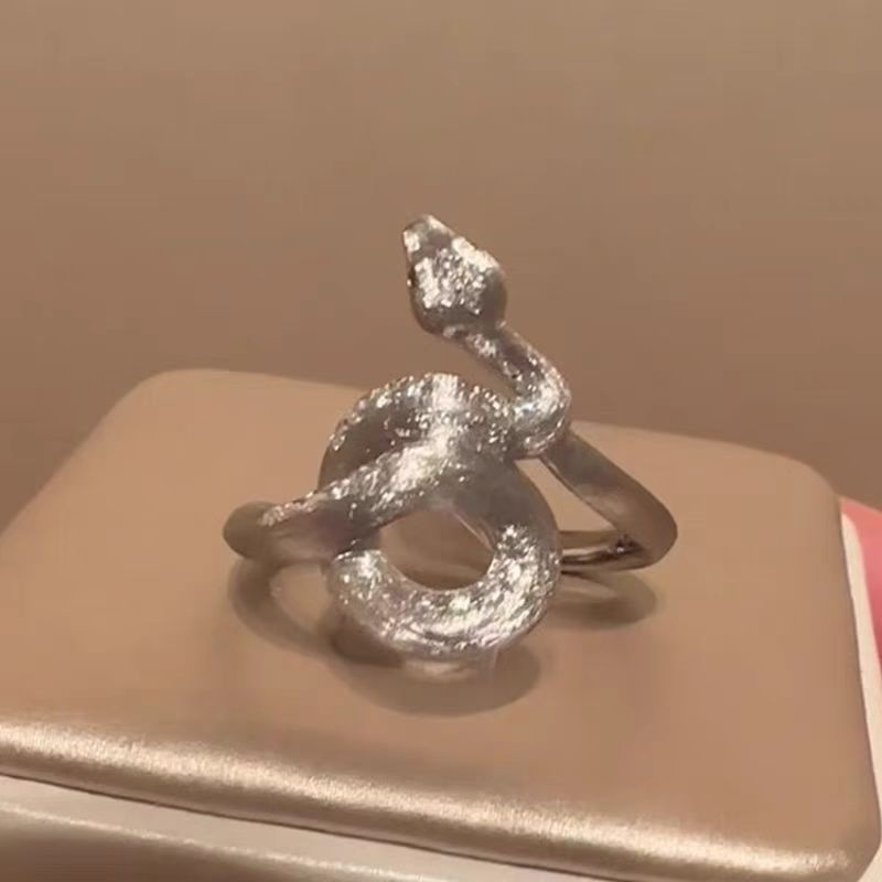 S925 Sterling Silver Wire-drawing Winding Snake Ring Women's Unique And Exquisite Cool Feeling Year Of The Snake Finger Ring Advanced Snake Shape