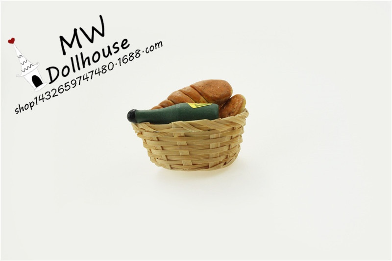 52 DOLLHOUSEMiniature Food And Play Scene Model Dollhouse Accessories Mini Wine And Bread Basket L155