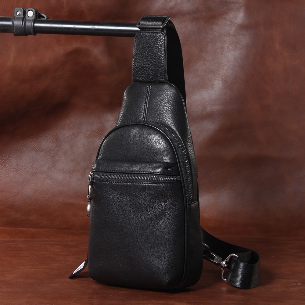 Men's Genuine Leather Chest Bag First Layer Cowhide Casual Messenger Bag Large Capacity Zipper Bag Men's Shoulder Bag