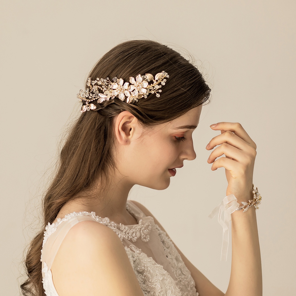 O567 Xinmeiji Bridal Wedding Headdress European And American Shiny Diamond Chain High-grade Alloy Flower Hair Comb