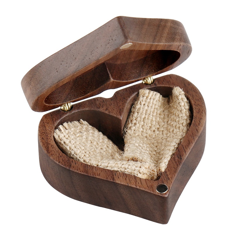 Creative Jewelry Box Wooden Engagement Heart-shaped Ring Necklace Storage Box Walnut Ring Box