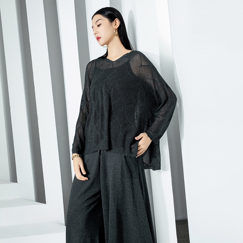 Slightly Plump Women's Clothing V-neck Silk Long-sleeved Knitted Sweater Women's Hollow Cardigan Loose Large Size Top Thin Air-conditioning Shirt