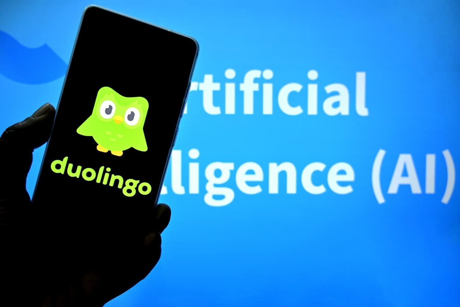 Duolingo Boosts Revenue Forecast as AI Subscription Tier Delivers Profit